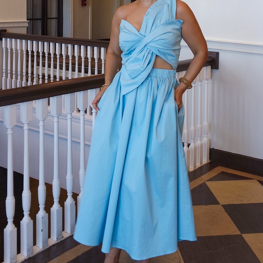 Elegant Blue One-Shoulder Dress